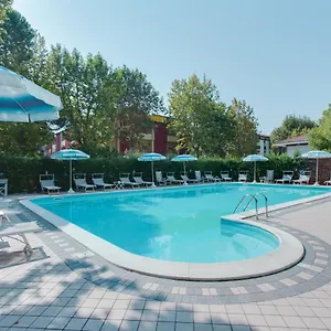 https://viale-euclide-17.emilia-romagnahotels.net