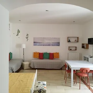 Gasthof Roomix 112, Bari